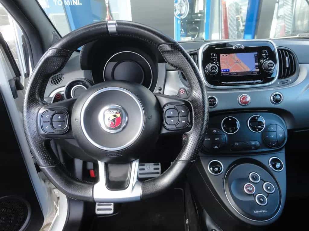 Abarth 500 Cabrio 595 C Turismo Cabrio,Aut.,Leder,Navi 09/2016-photo-16
