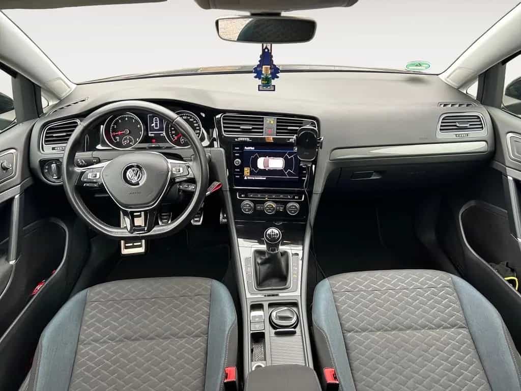 Volkswagen Golf 01/2020-photo-9