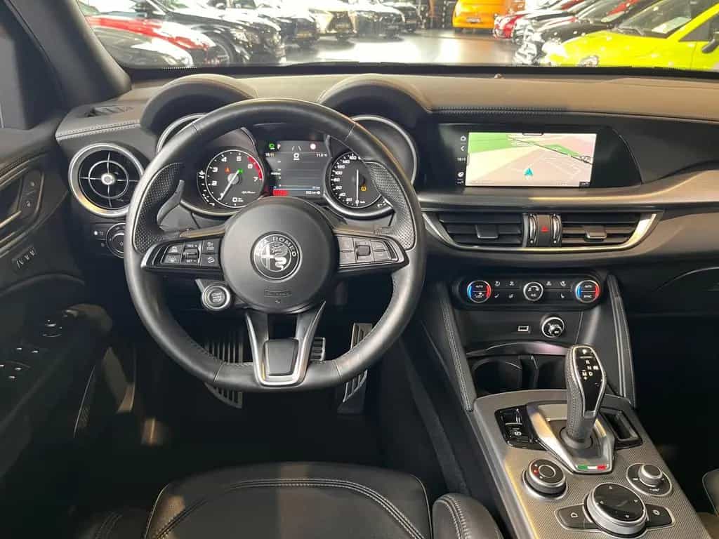 Alfa Romeo Stelvio Veloce Q4 ACC NAVI LEDER AHK 12/2020-photo-13