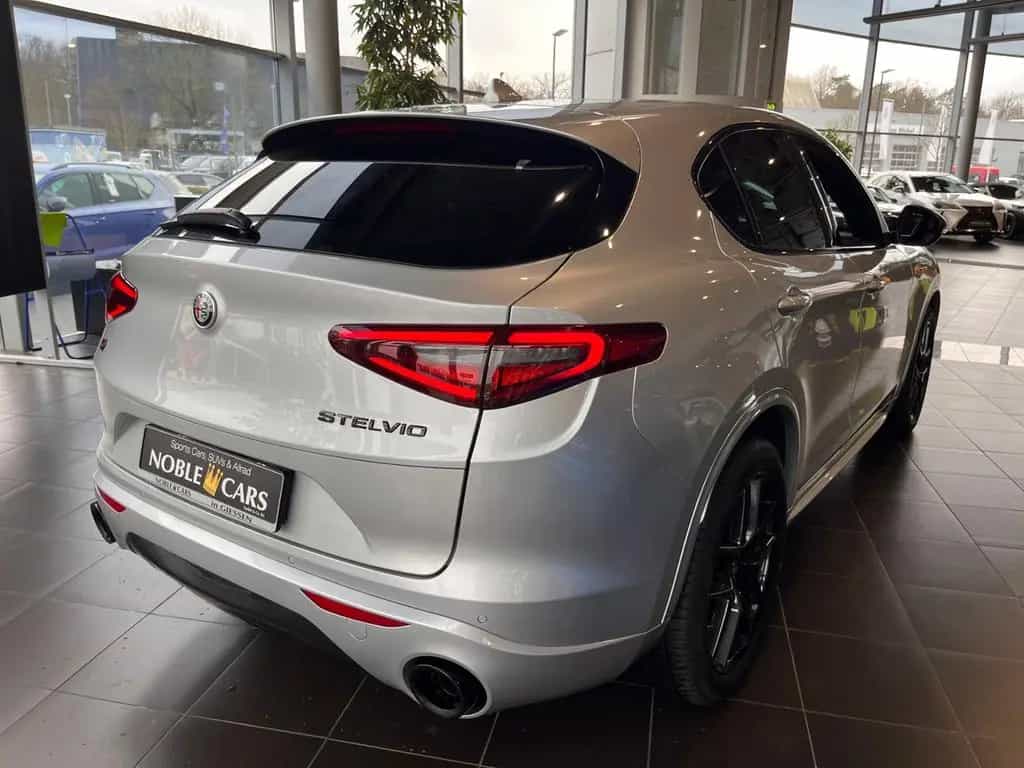 Alfa Romeo Stelvio Veloce Q4 ACC NAVI LEDER AHK 12/2020-photo-6