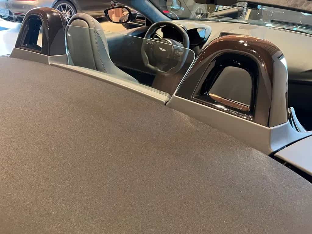 Aston Martin V8 Vantage Vantage V8 4,0 Roadster  F1-Edition *VOLL VOLL 06/2024-photo-14