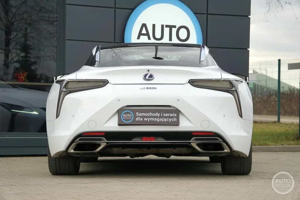Lexus LC 500h Superturismo 08/2017-photo-5