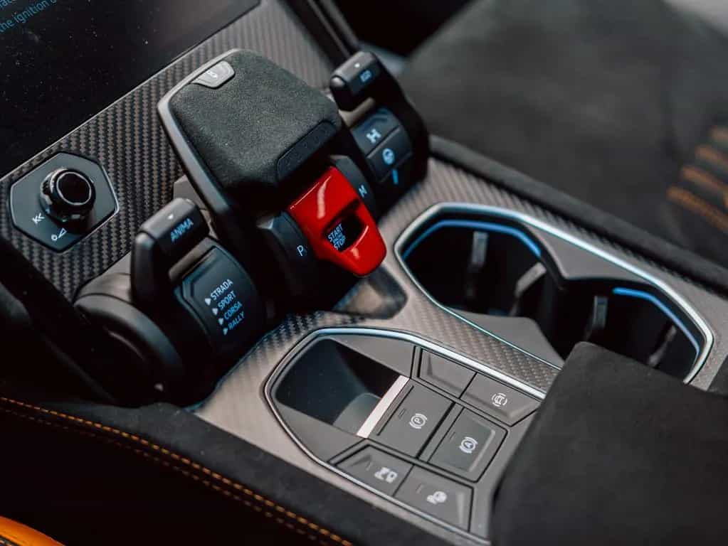 Lamborghini Urus 4.0 V8 Performante 02/2025-photo-20