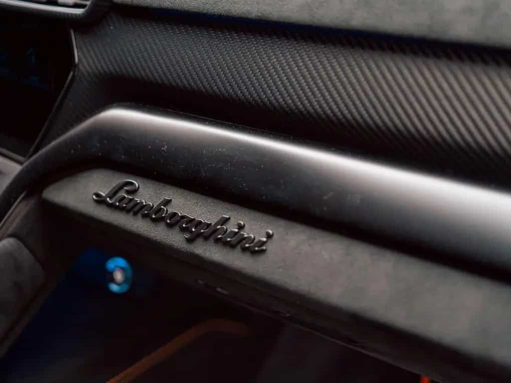 Lamborghini Urus 4.0 V8 Performante 02/2025-photo-33