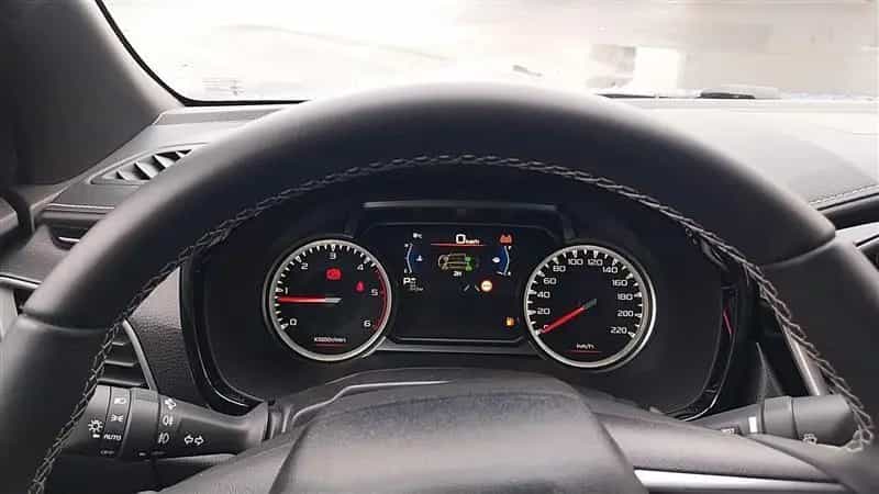 Isuzu D-Max Space Cap  LSE Wohnkabinenfertig 12/2024-photo-7