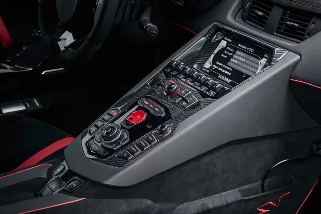 Lamborghini Aventador LP 750-4 SV Superveloce 06/2016-photo-10