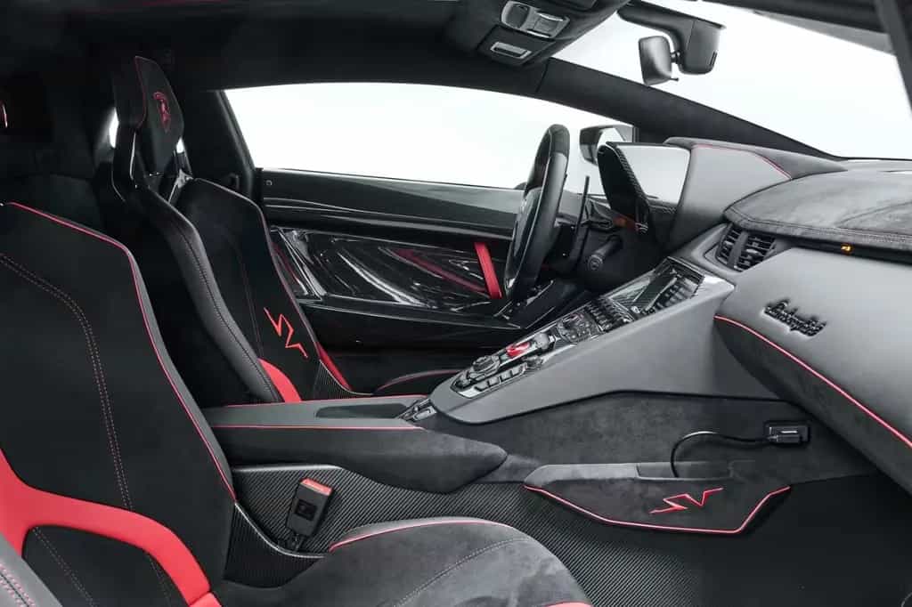 Lamborghini Aventador LP 750-4 SV Superveloce 06/2016-photo-11