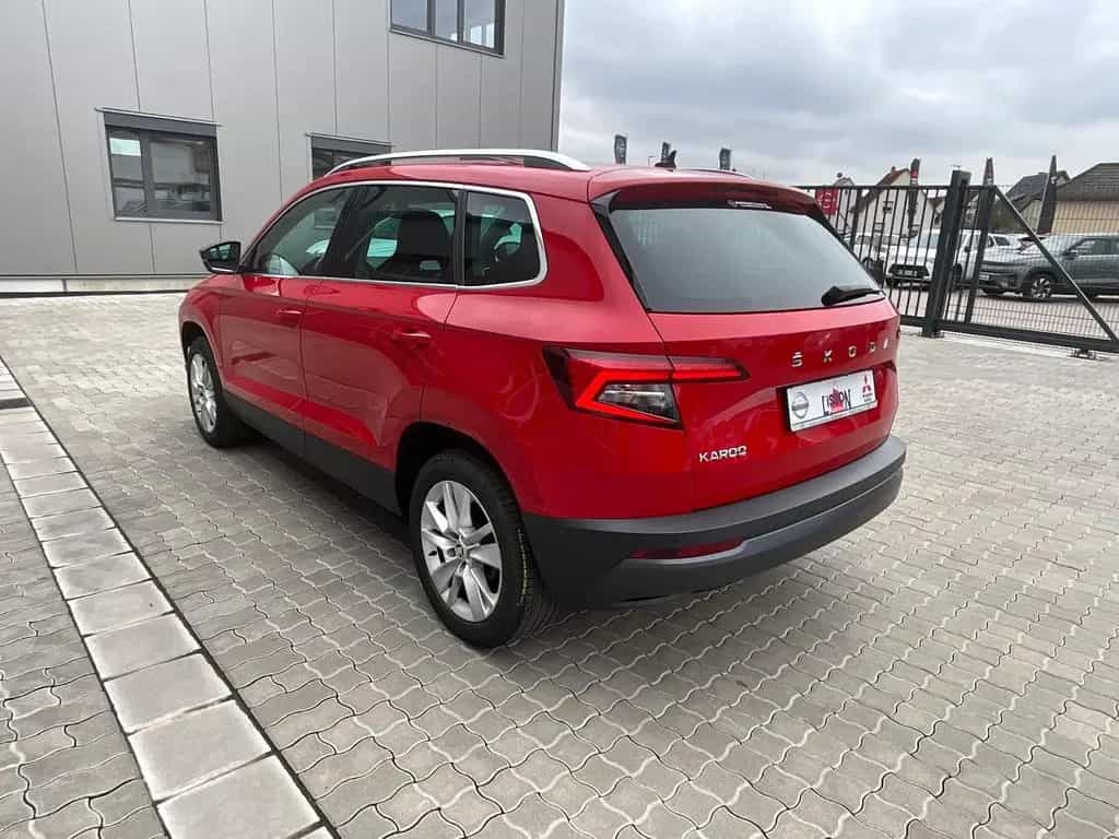 Skoda Karoq Sportline 1.5 TSi-DSG-Automatic 150 PS LED 09/2020-photo-2
