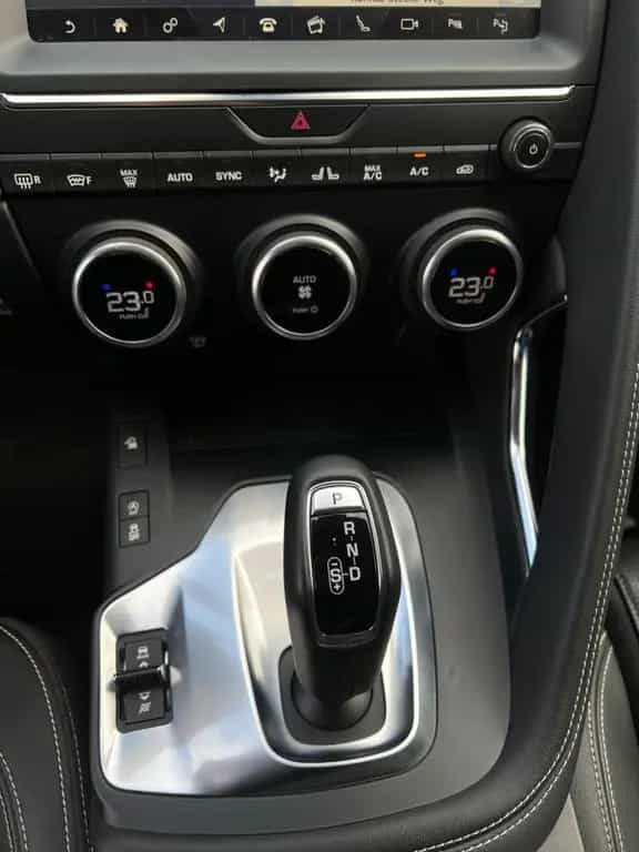 Jaguar E-Pace R-Dynamic SE AWD*1°Hand*VIRTUAL*MERIDIAN* 01/2019-photo-8