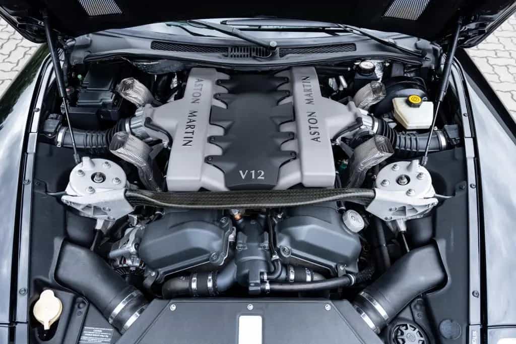 Aston Martin Vanquish V12 Vanquish MANSORY 23K km/2+2/Full AM history 09/2004-photo-2