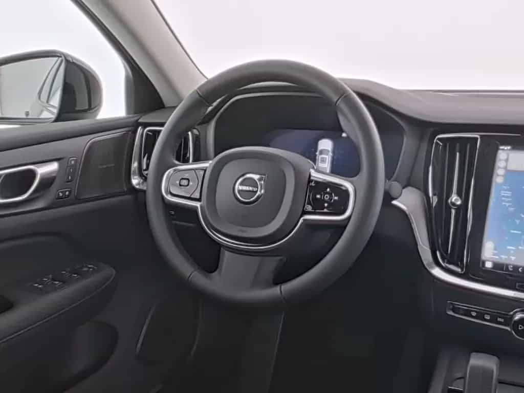 Volvo S60 B4 Plus Dark +PANO+20'+STANDHZ+360°+FAHRASS 08/2024-photo-4