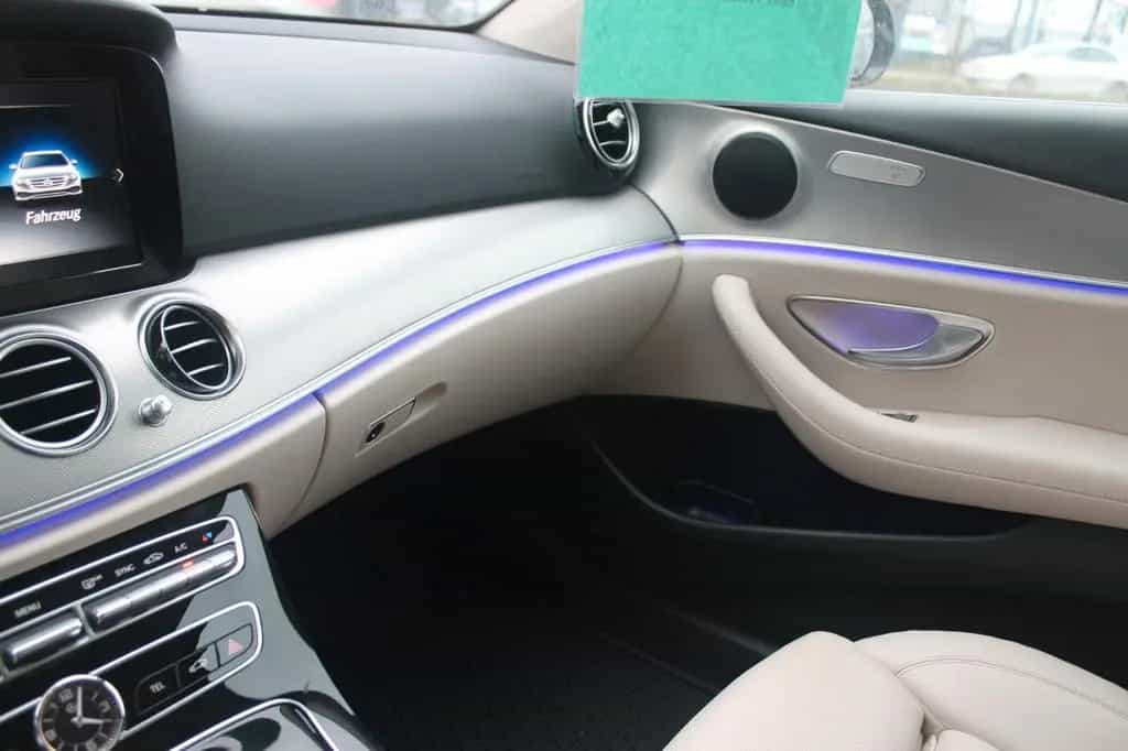 Mercedes-Benz E-Class 200 4Matic T Avantg.*9G Aut.*neue 20"LM*SD*LED 10/2018-photo-12