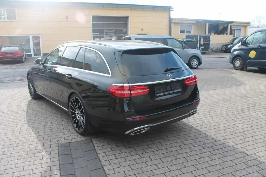Mercedes-Benz E-Class 200 4Matic T Avantg.*9G Aut.*neue 20"LM*SD*LED 10/2018-photo-26