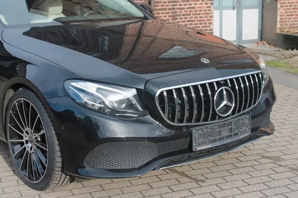 Mercedes-Benz E-Class 200 4Matic T Avantg.*9G Aut.*neue 20"LM*SD*LED 10/2018-photo-3