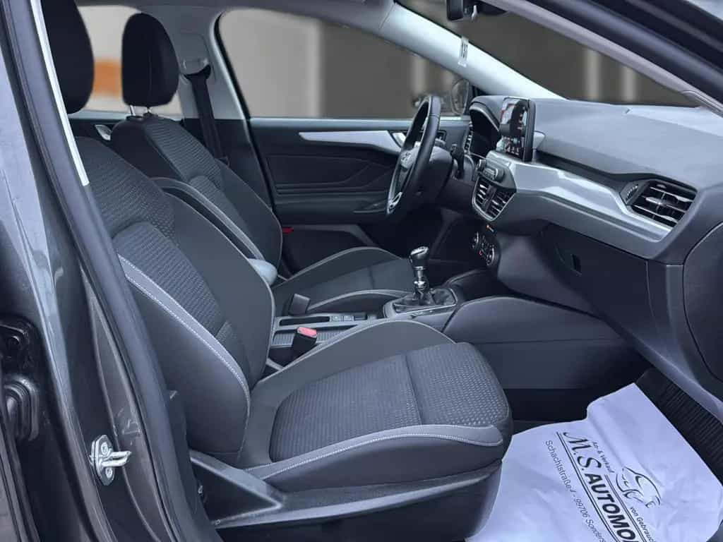 Ford Focus Turnier Cool & Connect+1HD+WINTER.P+RFK 11/2019-photo-16