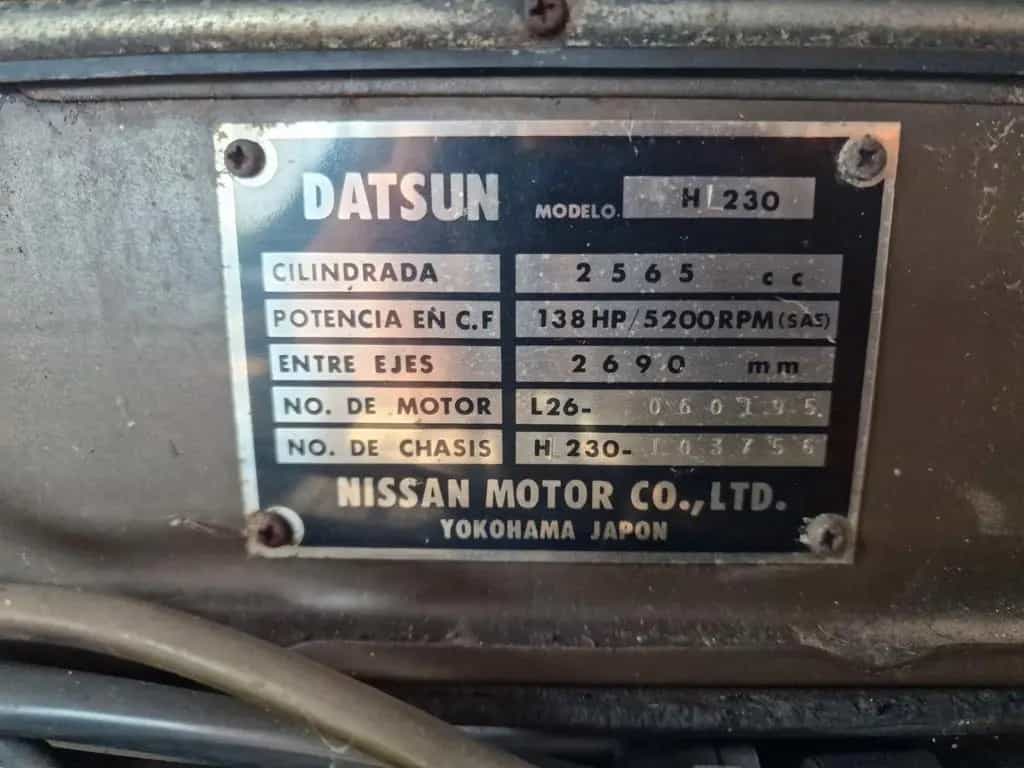Datsun 260 C 08/1974-photo-13