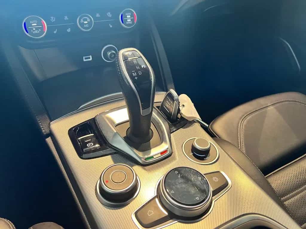 Alfa Romeo Stelvio VELOCE 2.2 Diesel Q4 07/2020-photo-16