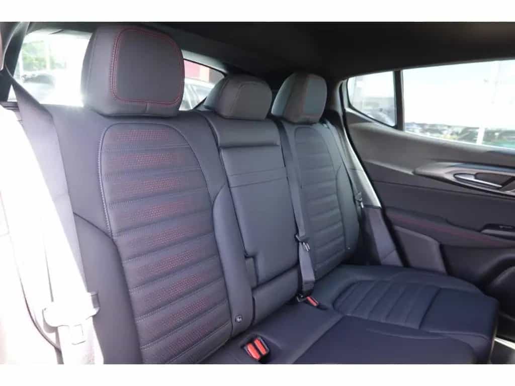 Alfa Romeo Tonale Mild EU6e Tributo Italiano 1.5 VGT Hybrid 03/2025-photo-10