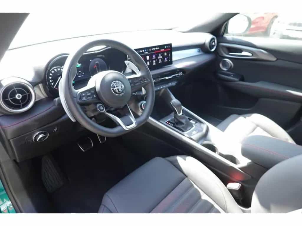 Alfa Romeo Tonale Mild EU6e Tributo Italiano 1.5 VGT Hybrid 03/2025-photo-14