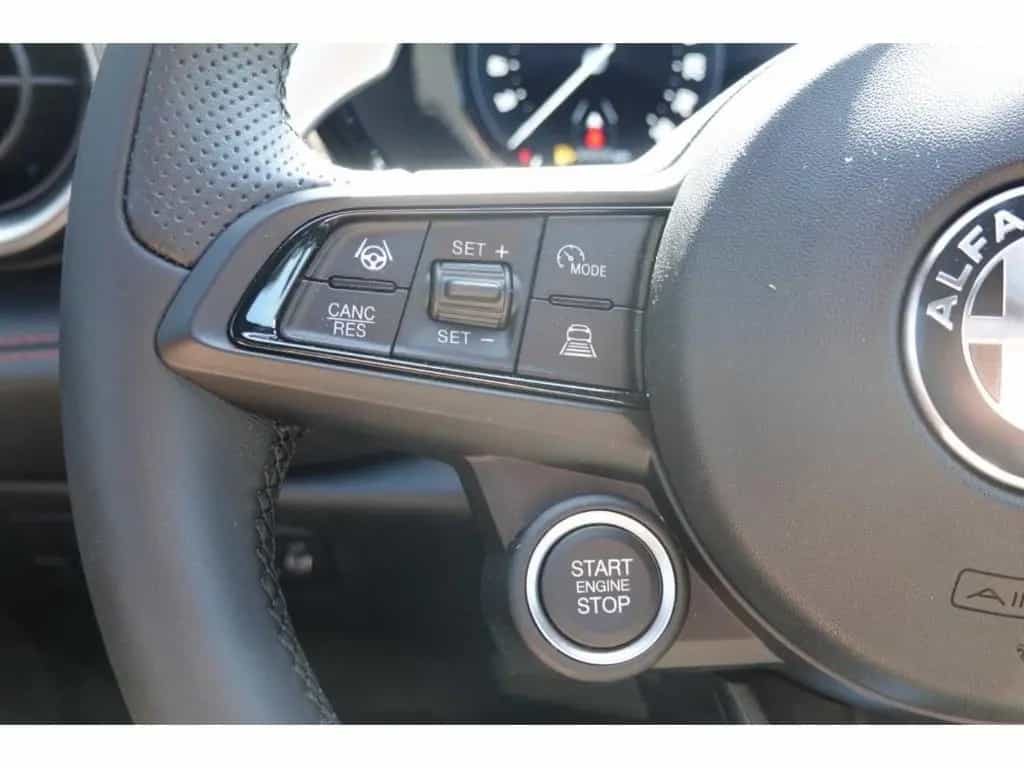 Alfa Romeo Tonale Mild EU6e Tributo Italiano 1.5 VGT Hybrid 03/2025-photo-17