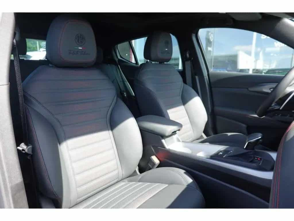 Alfa Romeo Tonale Mild EU6e Tributo Italiano 1.5 VGT Hybrid 03/2025-photo-7