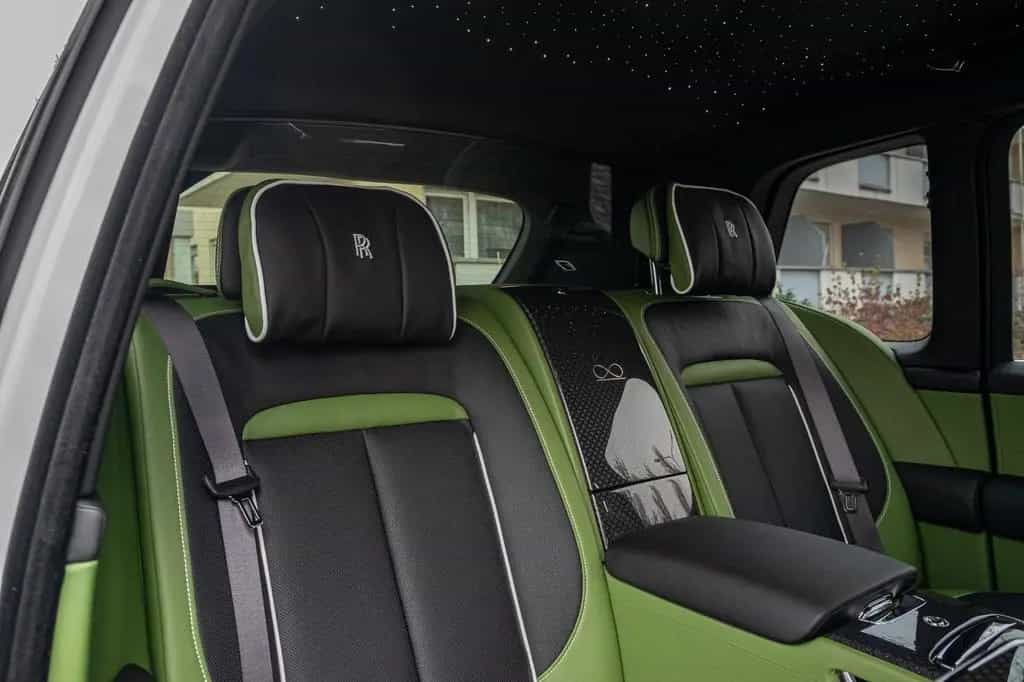 Rolls-Royce Cullinan II / FACELIFT / 4 SEATS / BLACK BADGE 11/2024-photo-17