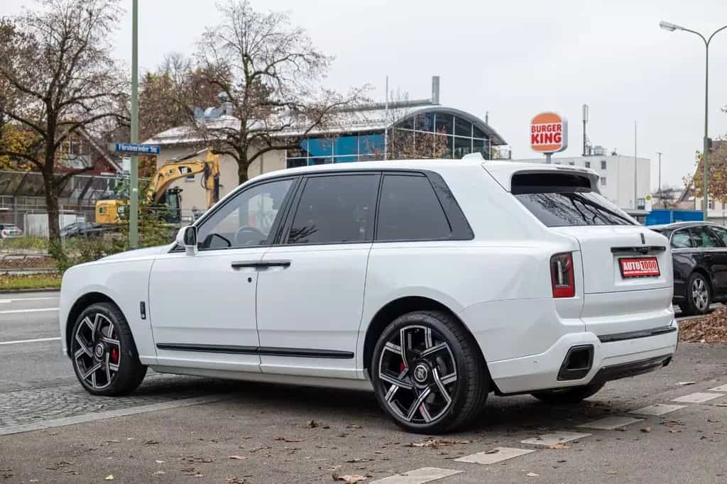 Rolls-Royce Cullinan II / FACELIFT / 4 SEATS / BLACK BADGE 11/2024-photo-4