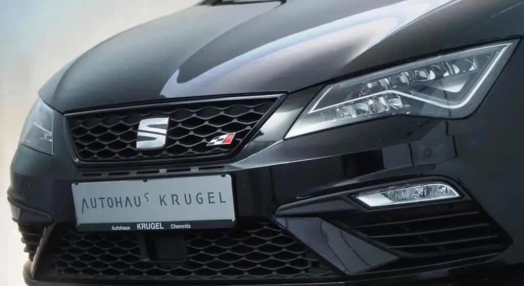 Seat Leon ST Cupra 300 4Drive 12/2017-photo-1