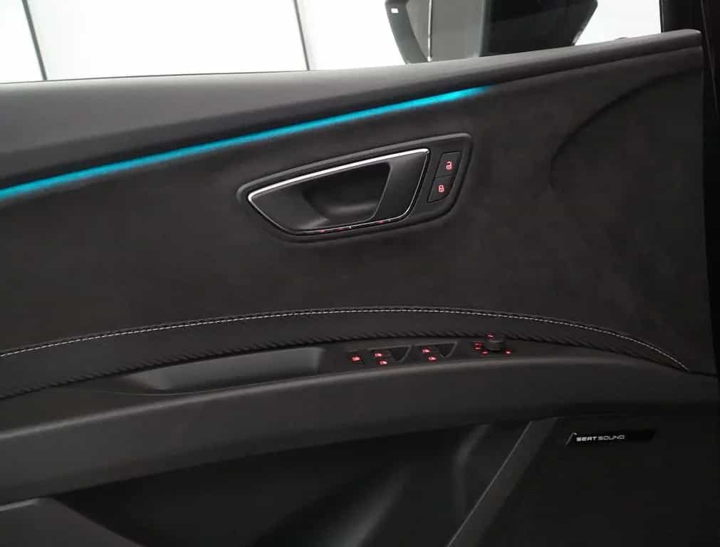 Seat Leon ST Cupra 300 4Drive 12/2017-photo-21