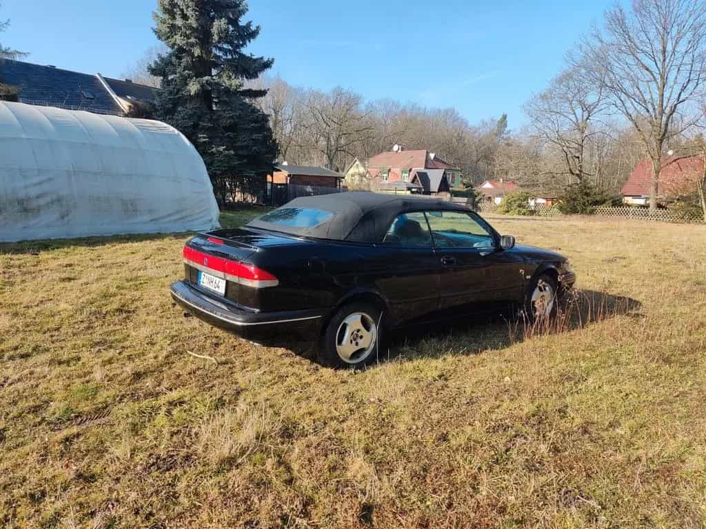 Saab 900 2.3i SE Cabrio SE 01/1996-photo-3