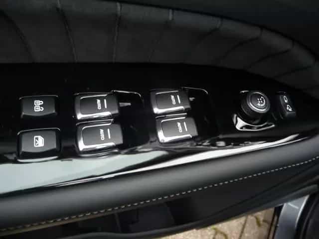 KGM Rexton 2,2 e-XDi AT LUX / Wildl null-photo-13