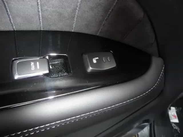 KGM Rexton 2,2 e-XDi AT LUX / Wildl null-photo-7