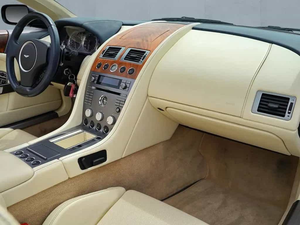 Aston Martin DB9 Volante 04/2006-photo-10