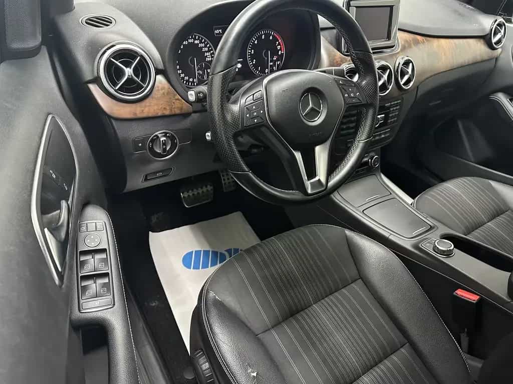 Mercedes-Benz B 250 "1 HAND-KLIMA-MULTI-PDC-ALU-TÜV NEU" 11/2012-photo-12