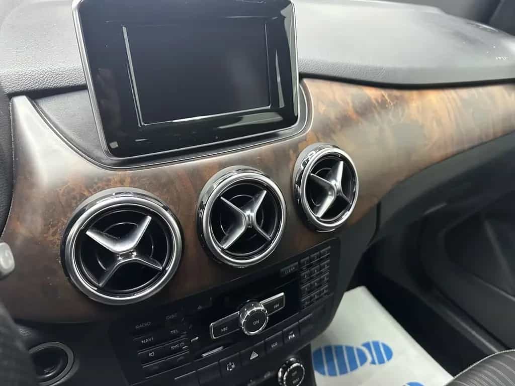 Mercedes-Benz B 250 "1 HAND-KLIMA-MULTI-PDC-ALU-TÜV NEU" 11/2012-photo-14