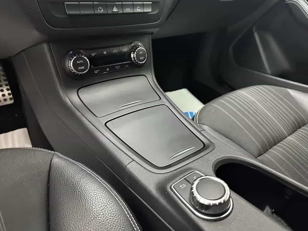 Mercedes-Benz B 250 "1 HAND-KLIMA-MULTI-PDC-ALU-TÜV NEU" 11/2012-photo-15