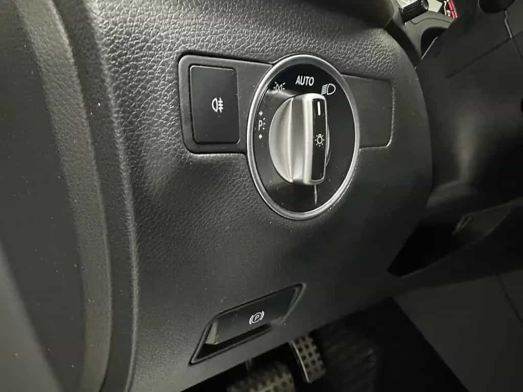Mercedes-Benz B 250 "1 HAND-KLIMA-MULTI-PDC-ALU-TÜV NEU" 11/2012-photo-16