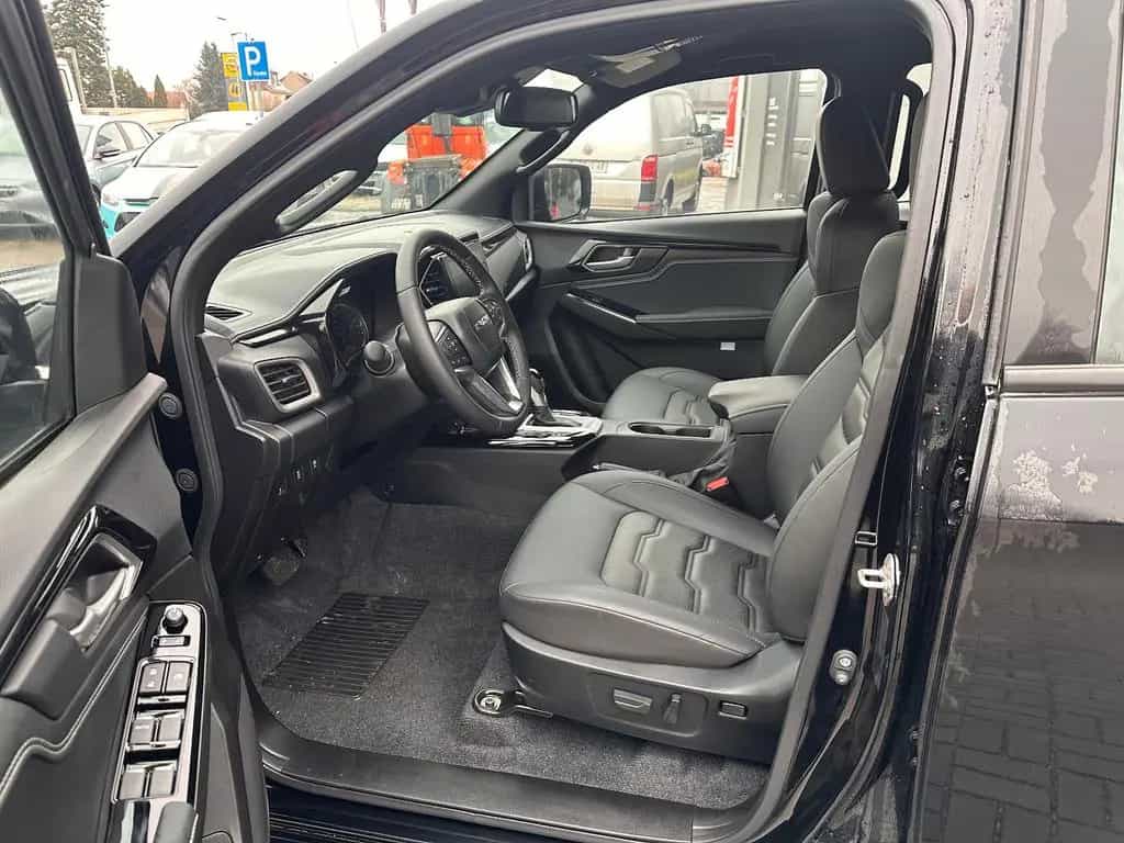 Isuzu D-Max Double Cab 4WD LS 09/2024-photo-4