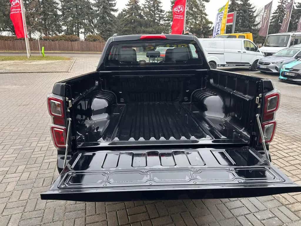Isuzu D-Max Double Cab 4WD LS 09/2024-photo-8