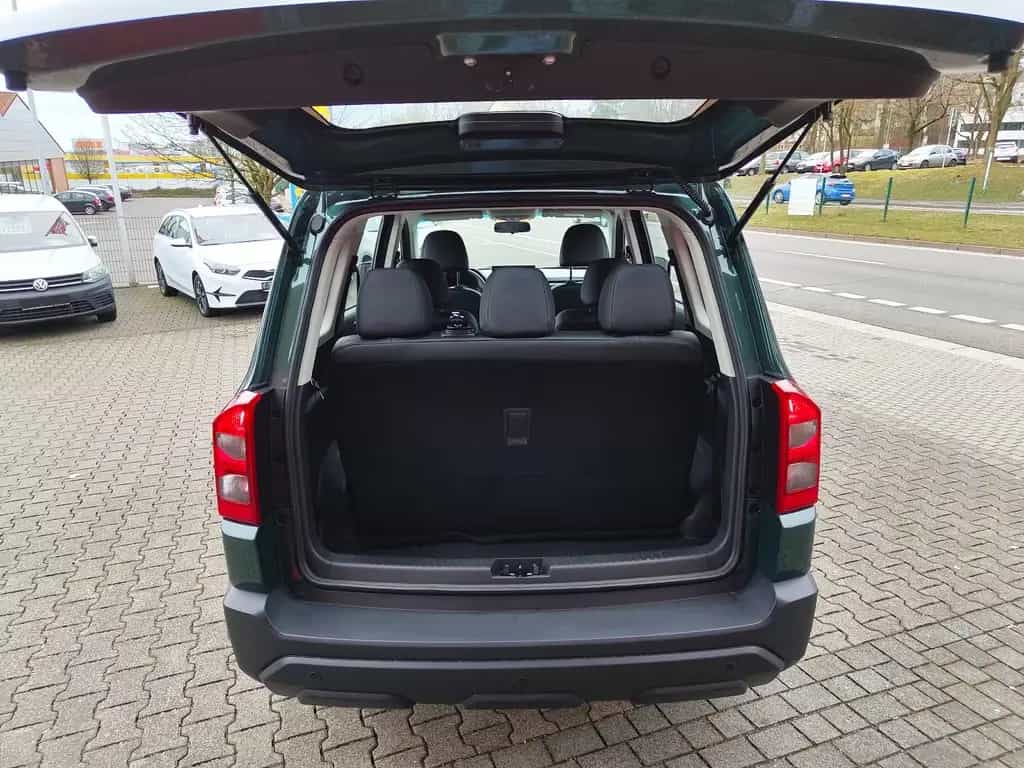 SWM G03 PDC KLIMA LEDER ALU KAMERA PANO 7-SITZER 02/2025-photo-10
