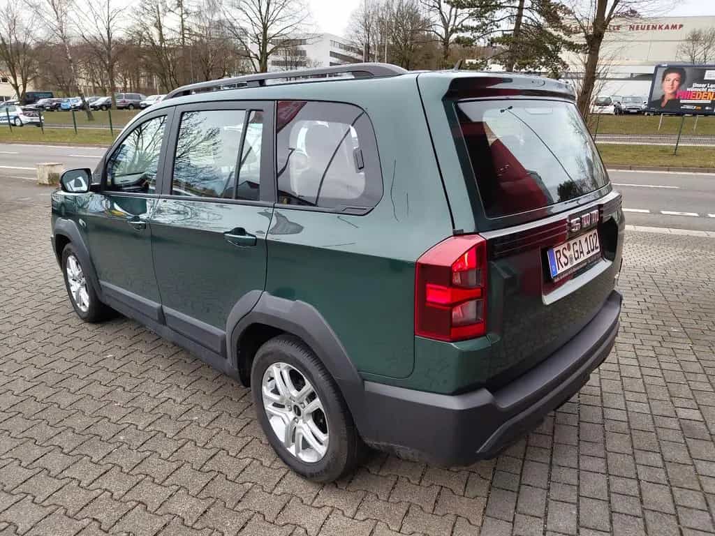 SWM G03 PDC KLIMA LEDER ALU KAMERA PANO 7-SITZER 02/2025-photo-2