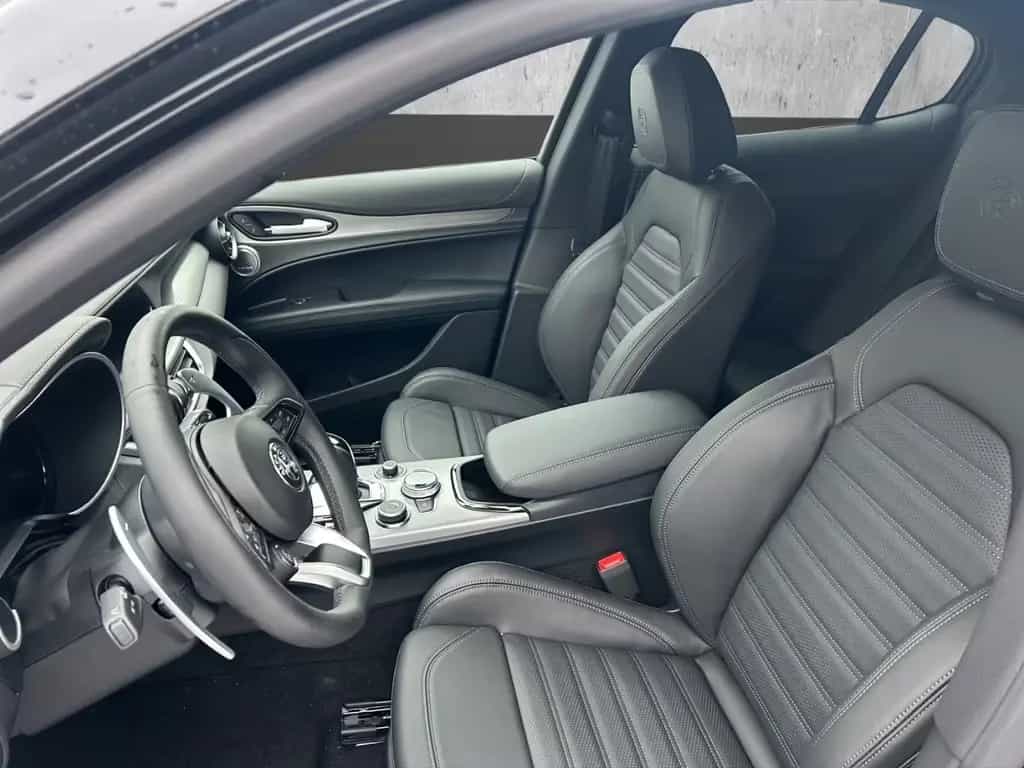 Alfa Romeo Stelvio MY24 VELOCE 2.0 Turbo *AHK*SHZ*20'' LM* 02/2025-photo-10