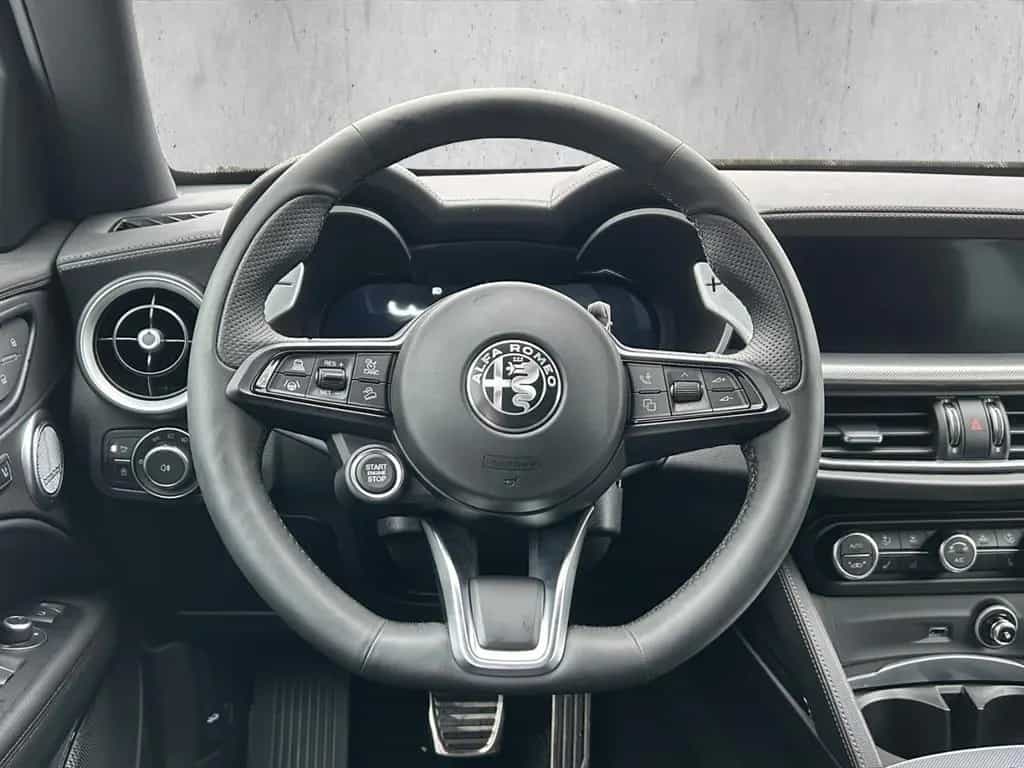 Alfa Romeo Stelvio MY24 VELOCE 2.0 Turbo *AHK*SHZ*20'' LM* 02/2025-photo-12