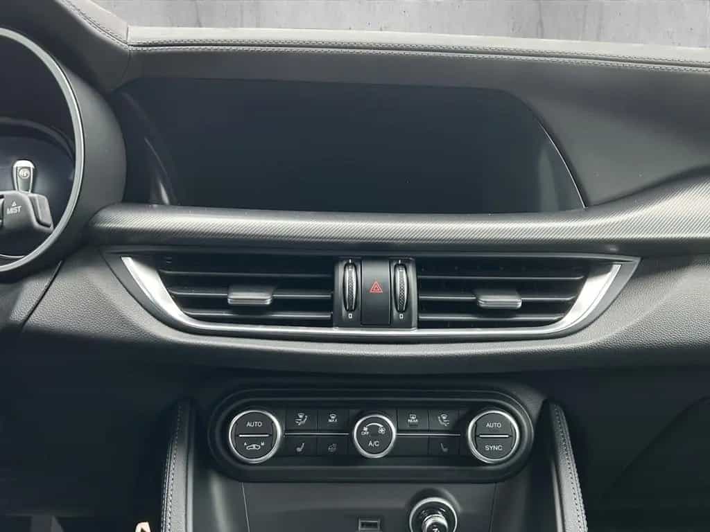 Alfa Romeo Stelvio MY24 VELOCE 2.0 Turbo *AHK*SHZ*20'' LM* 02/2025-photo-14