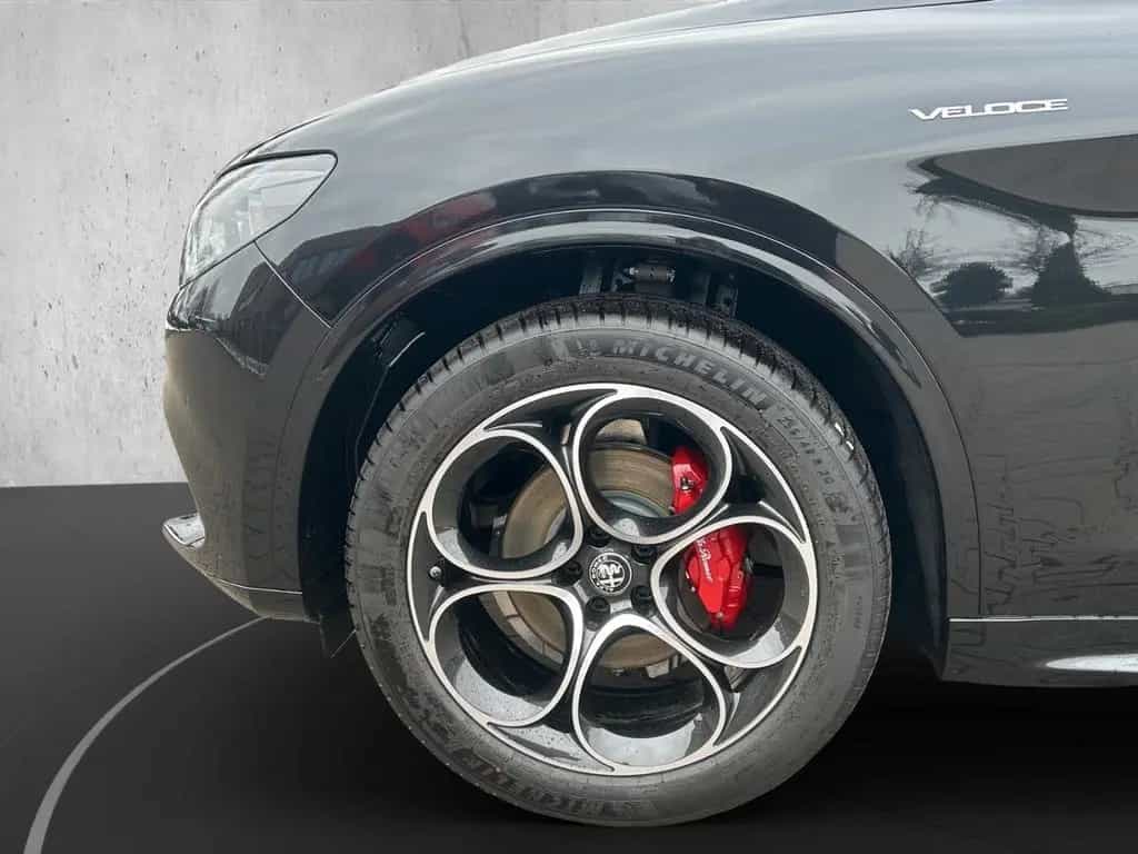 Alfa Romeo Stelvio MY24 VELOCE 2.0 Turbo *AHK*SHZ*20'' LM* 02/2025-photo-17
