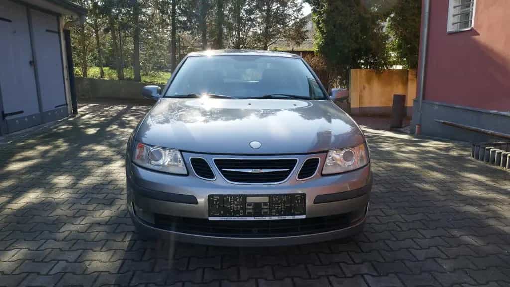 Saab 9-3 Lim. 1.8 T Arc, Leder, Klimatr.,PDC,1. Hand 08/2004-photo-1