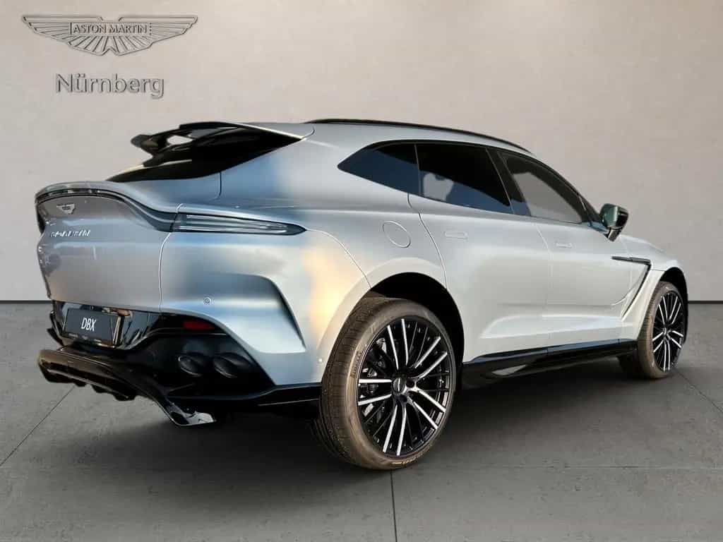 Aston Martin DBX 707 04/2025-photo-2