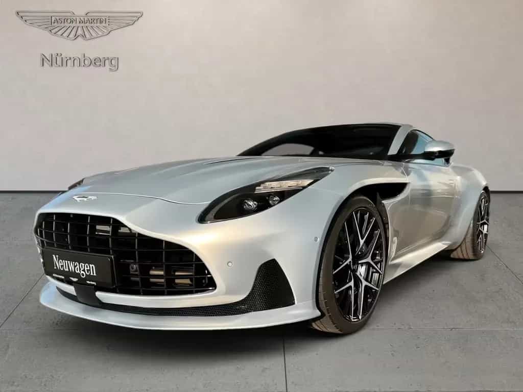 Aston Martin DB12 Coupe 04/2026-photo-0