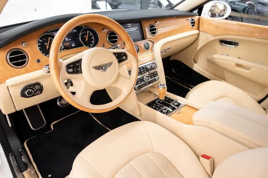 Bentley Mulsanne - Glacier White, Flying 'B' 03/2012-photo-10