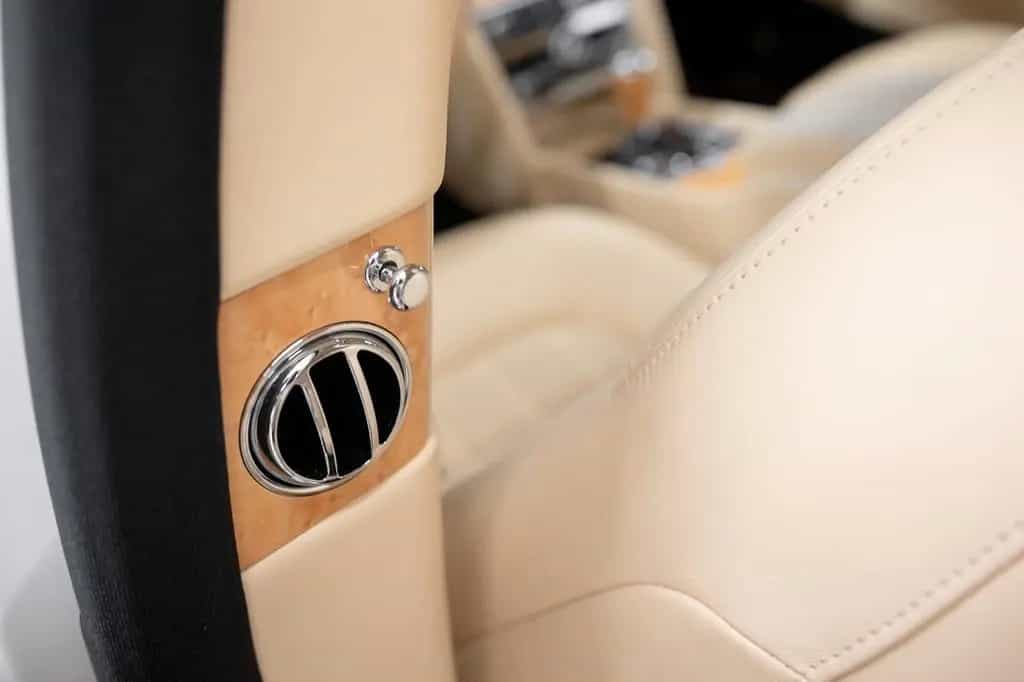 Bentley Mulsanne - Glacier White, Flying 'B' 03/2012-photo-24